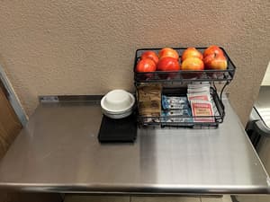 thumbnail: Breakfast area