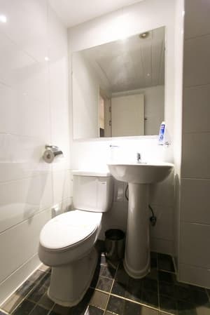 thumbnail: Bathroom