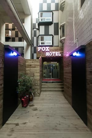 thumbnail: Exterior