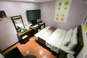 thumbnail: Room