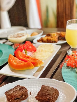 thumbnail: Breakfast area