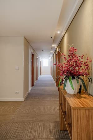 thumbnail: Hallway