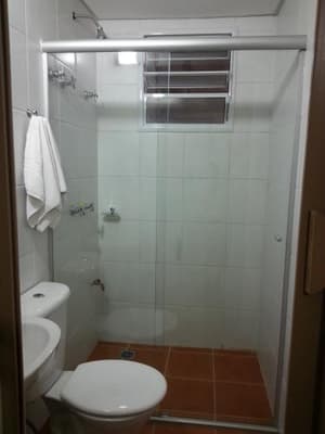 thumbnail: 37017745.jpg