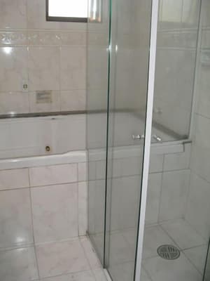 thumbnail: Jetted tub