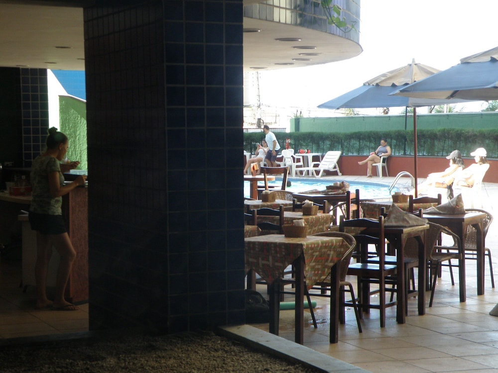 Restaurant-cafeteria