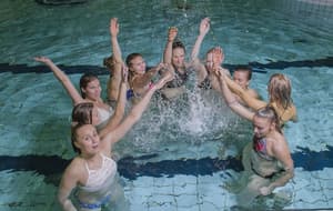 thumbnail: Swimming pool-spa
