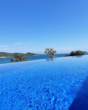 thumbnail: Infinity pool