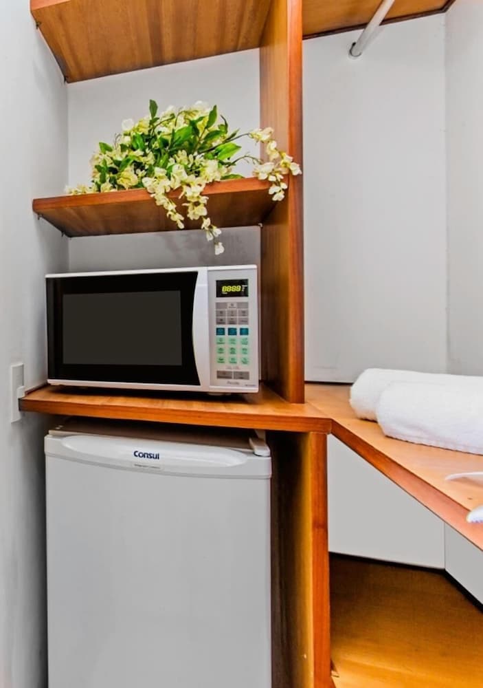 Mini-refrigerator