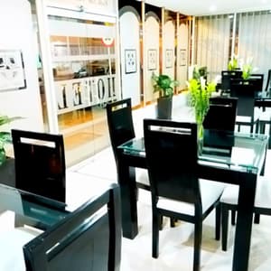 thumbnail: Breakfast area