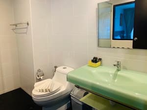 thumbnail: Bathroom
