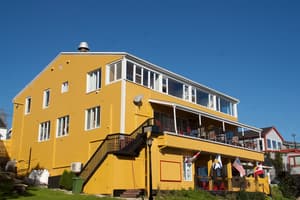 thumbnail: Exterior