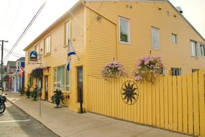 thumbnail: Exterior