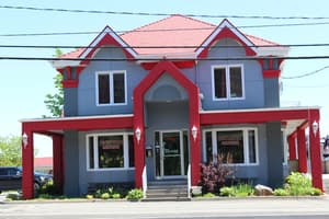 thumbnail: Front of property