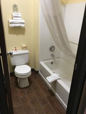 thumbnail: Bathroom