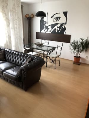 thumbnail: Living area