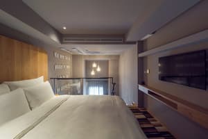 thumbnail: Room