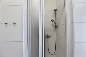 thumbnail: Bathroom shower