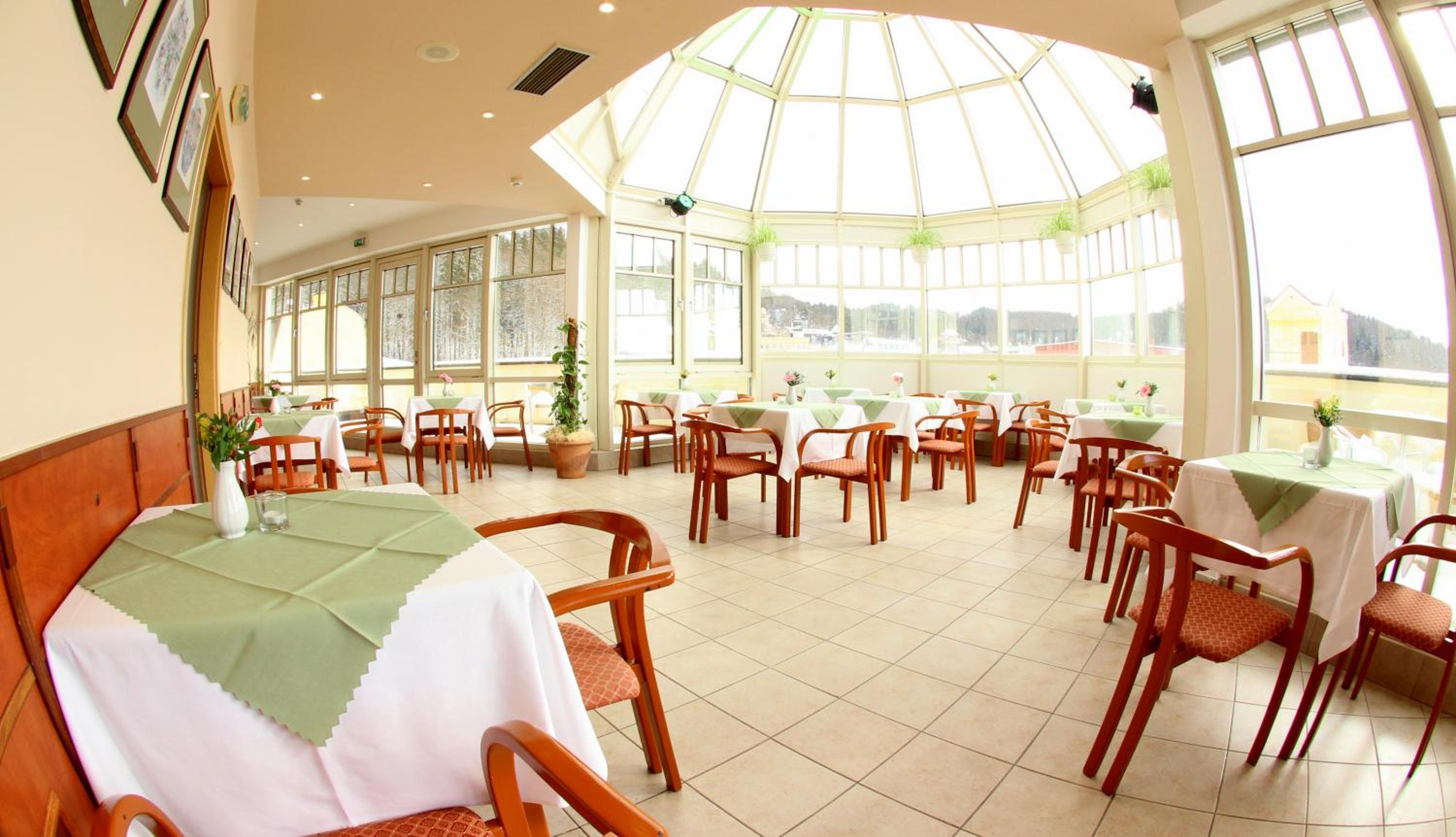 Restaurant-cafeteria