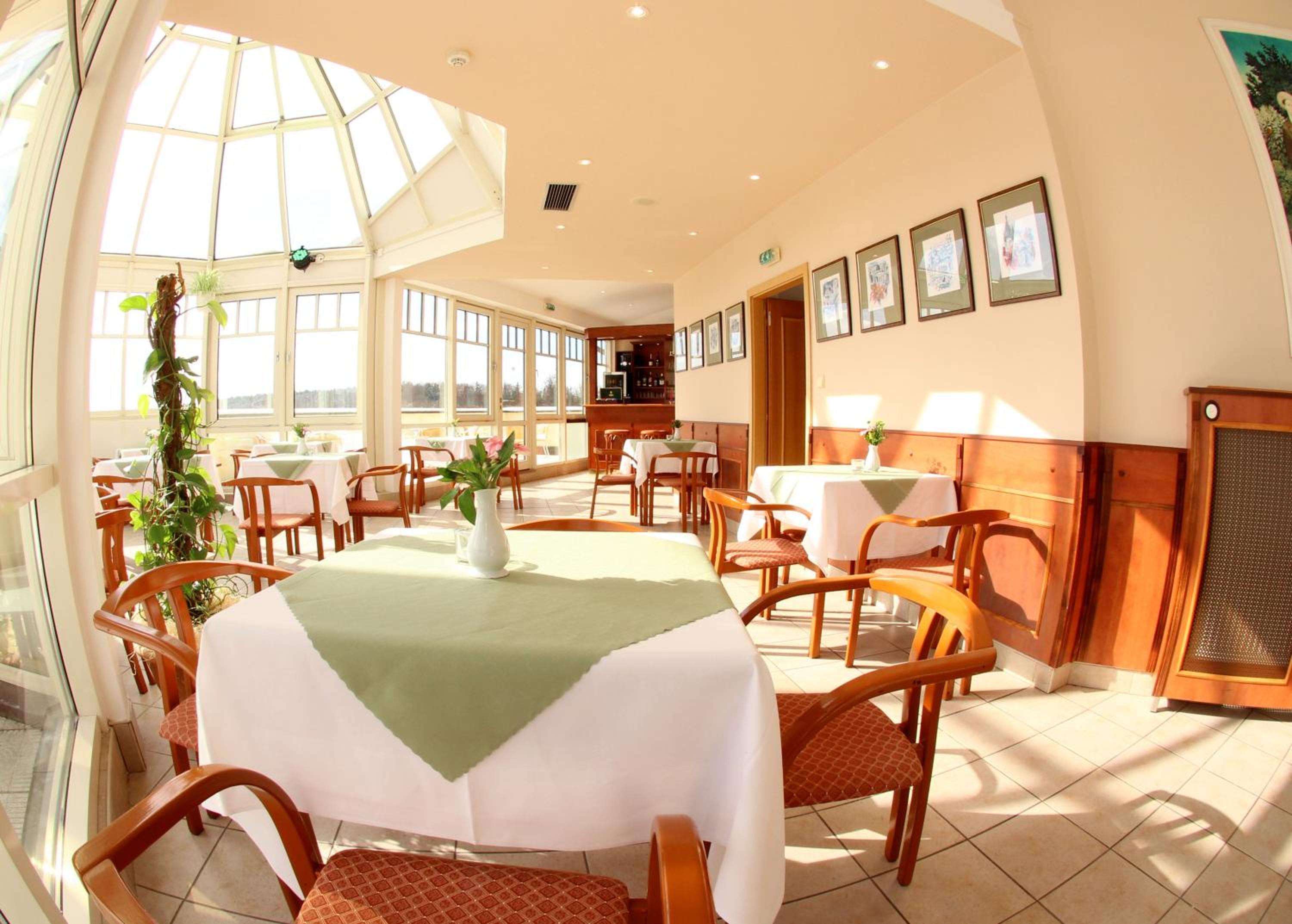 Restaurant-cafeteria