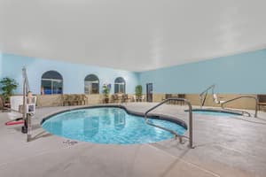 thumbnail: Pool