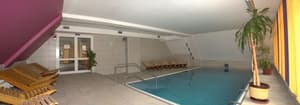 thumbnail: Pool