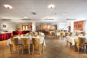 thumbnail: Restaurant