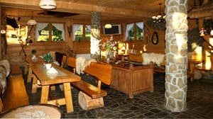thumbnail: Restaurant
