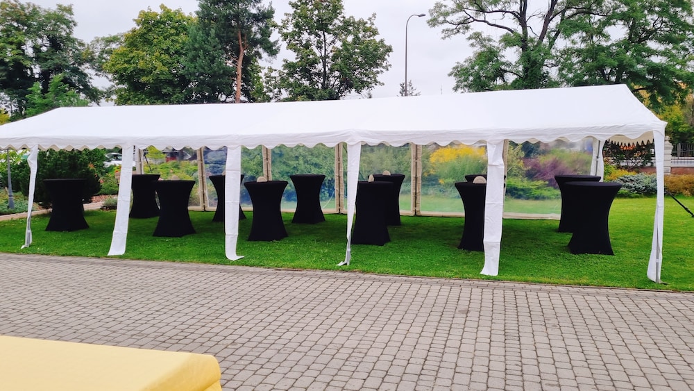 Outdoor banquet area