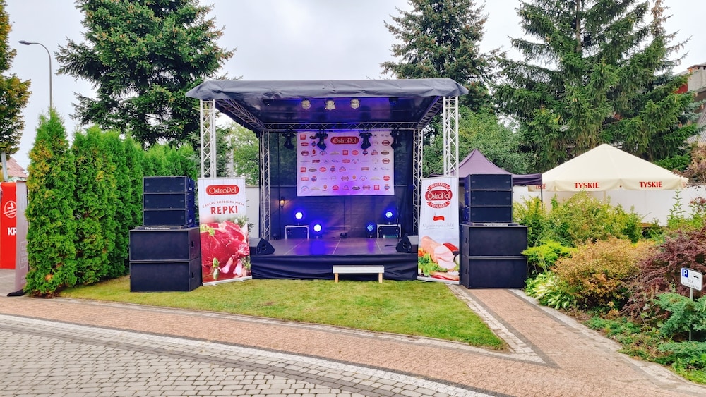 Outdoor banquet area