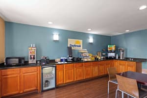 thumbnail: Breakfast area