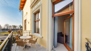 thumbnail: Balcony