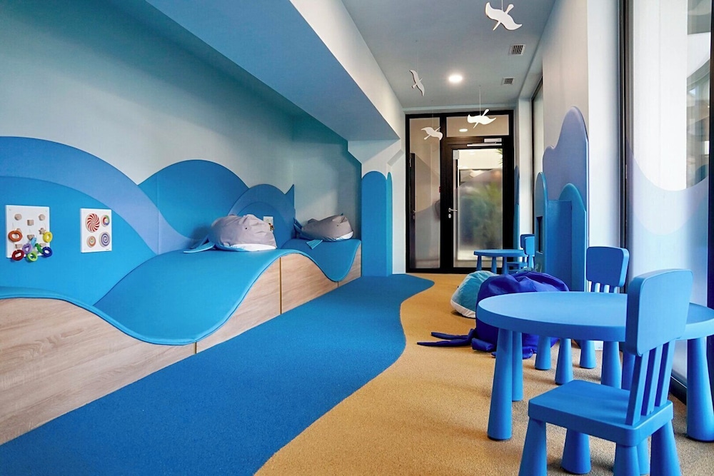 Children's play area - indoor