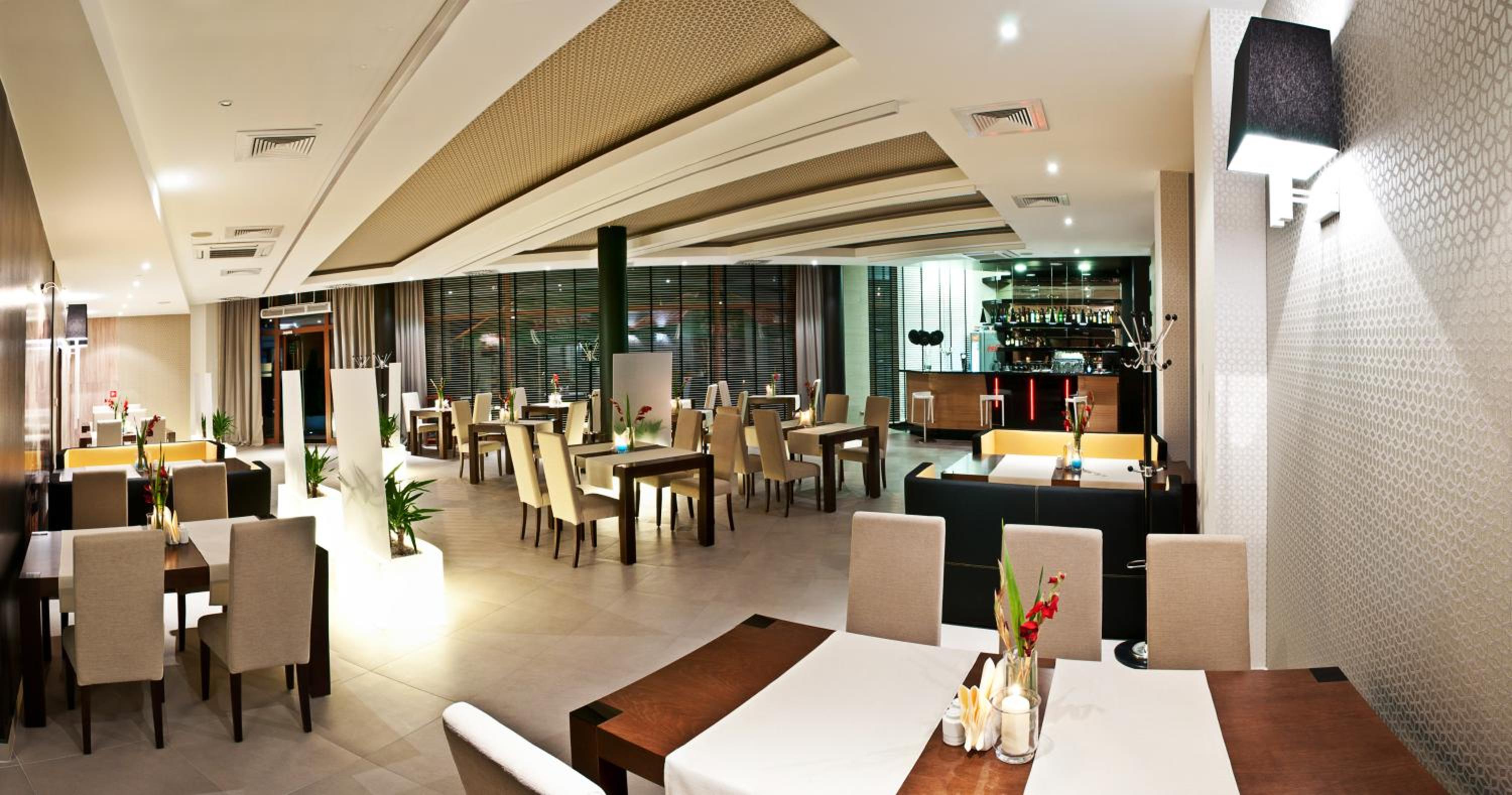Restaurant-cafeteria