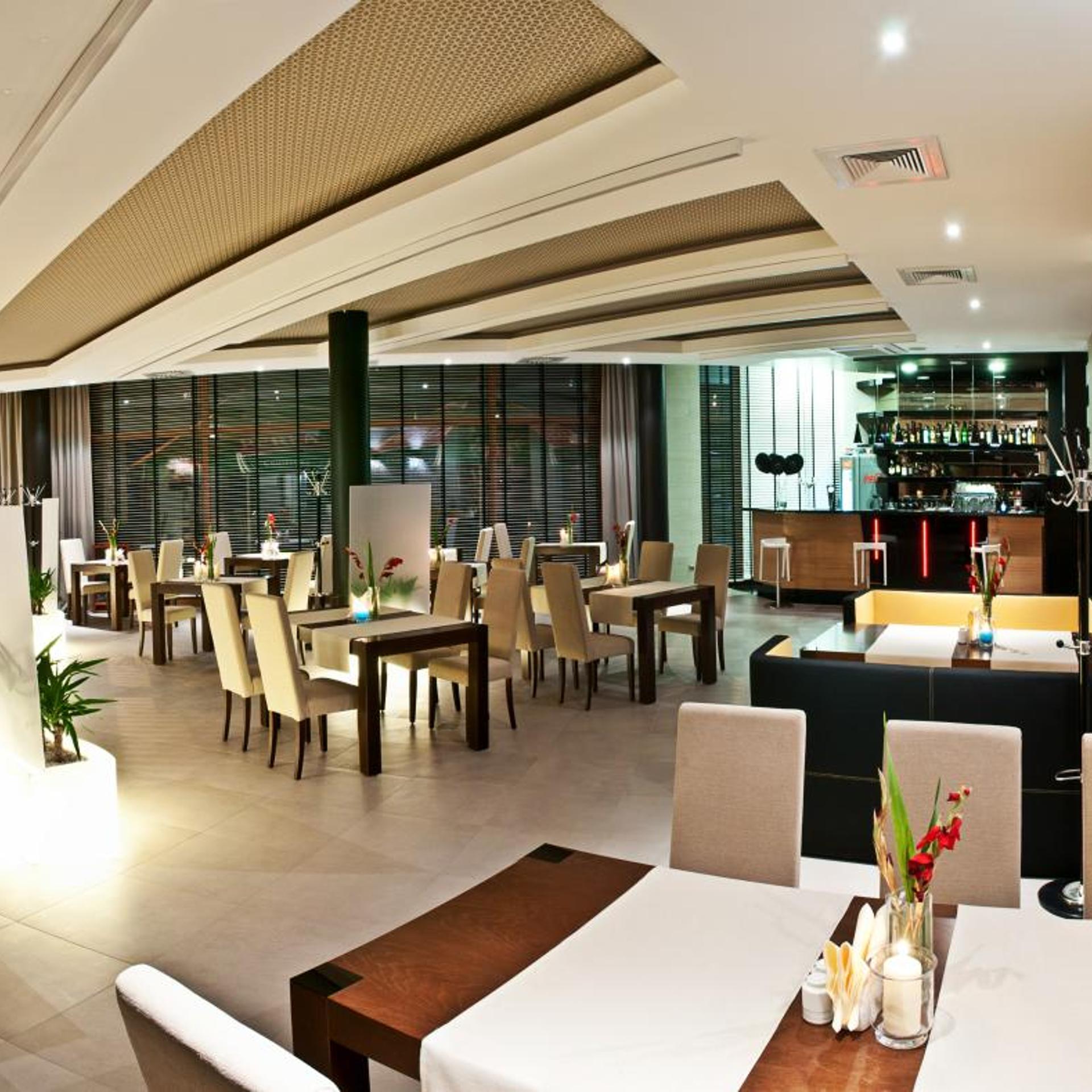 Restaurant-cafeteria