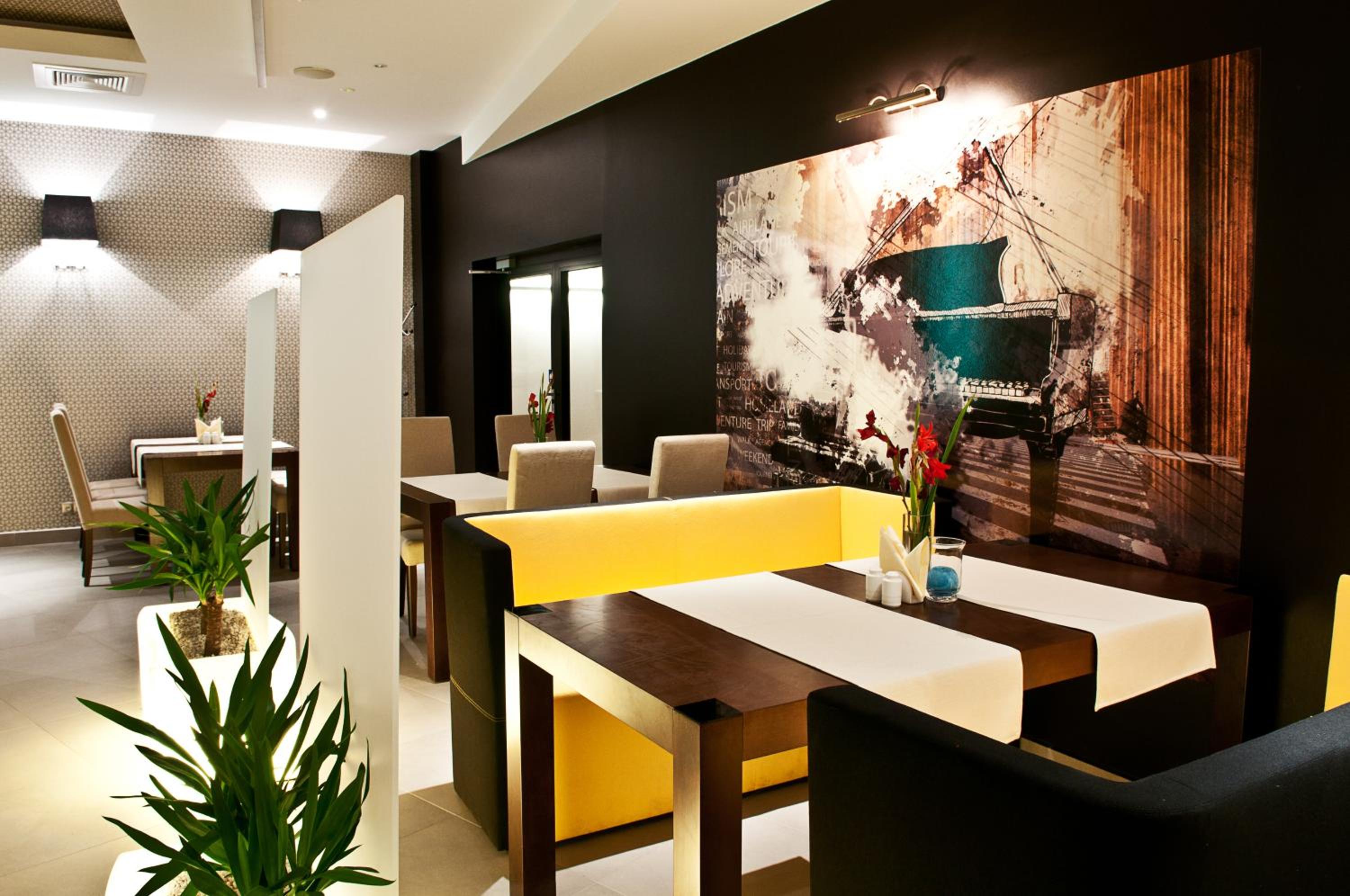 Restaurant-cafeteria