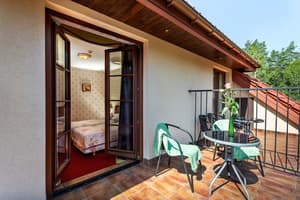thumbnail: Terrace/patio