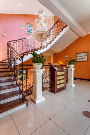 thumbnail: Interior