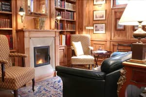 thumbnail: Lounge