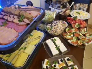 thumbnail: Buffet