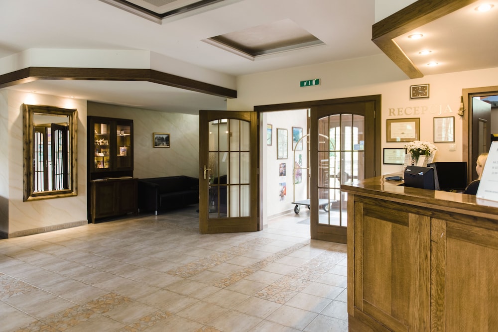 Reception hall