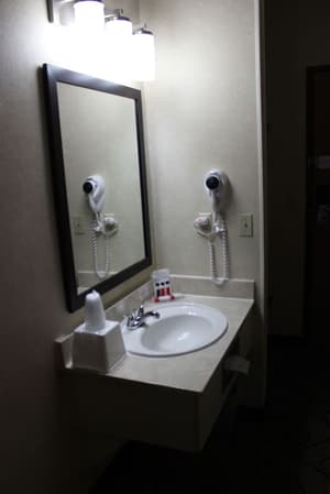 thumbnail: Bathroom sink