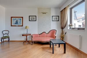 thumbnail: Living room