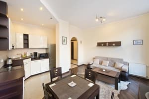 thumbnail: In-room dining