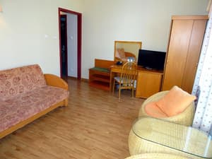 thumbnail: General view