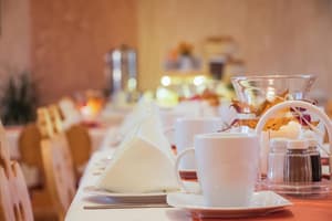 thumbnail: Restaurant