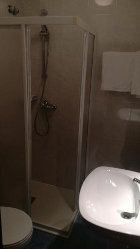 259034464.jpg
