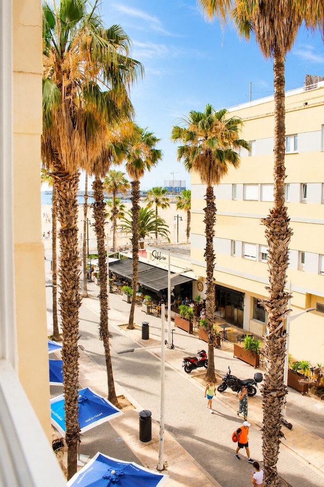 Beach/ocean view