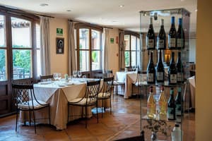 thumbnail: Restaurant