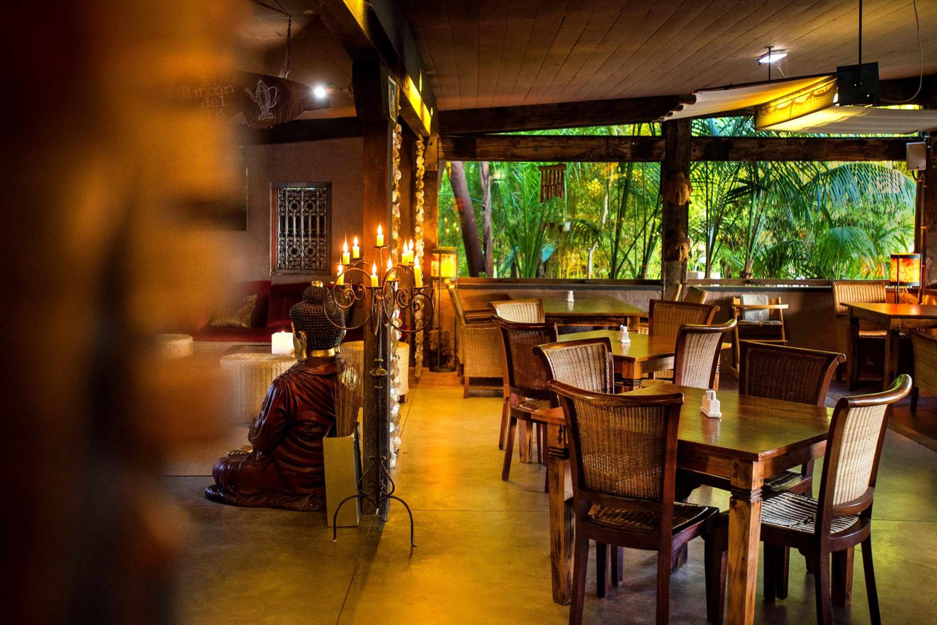 Restaurant-cafeteria
