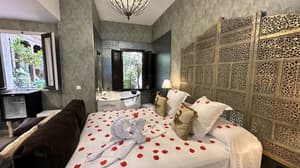 thumbnail: Room